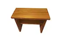 dereviannaia-taburetka-taburet-dereviannyi-malenkaia-taburetocka-32x33x20-sm-small-0